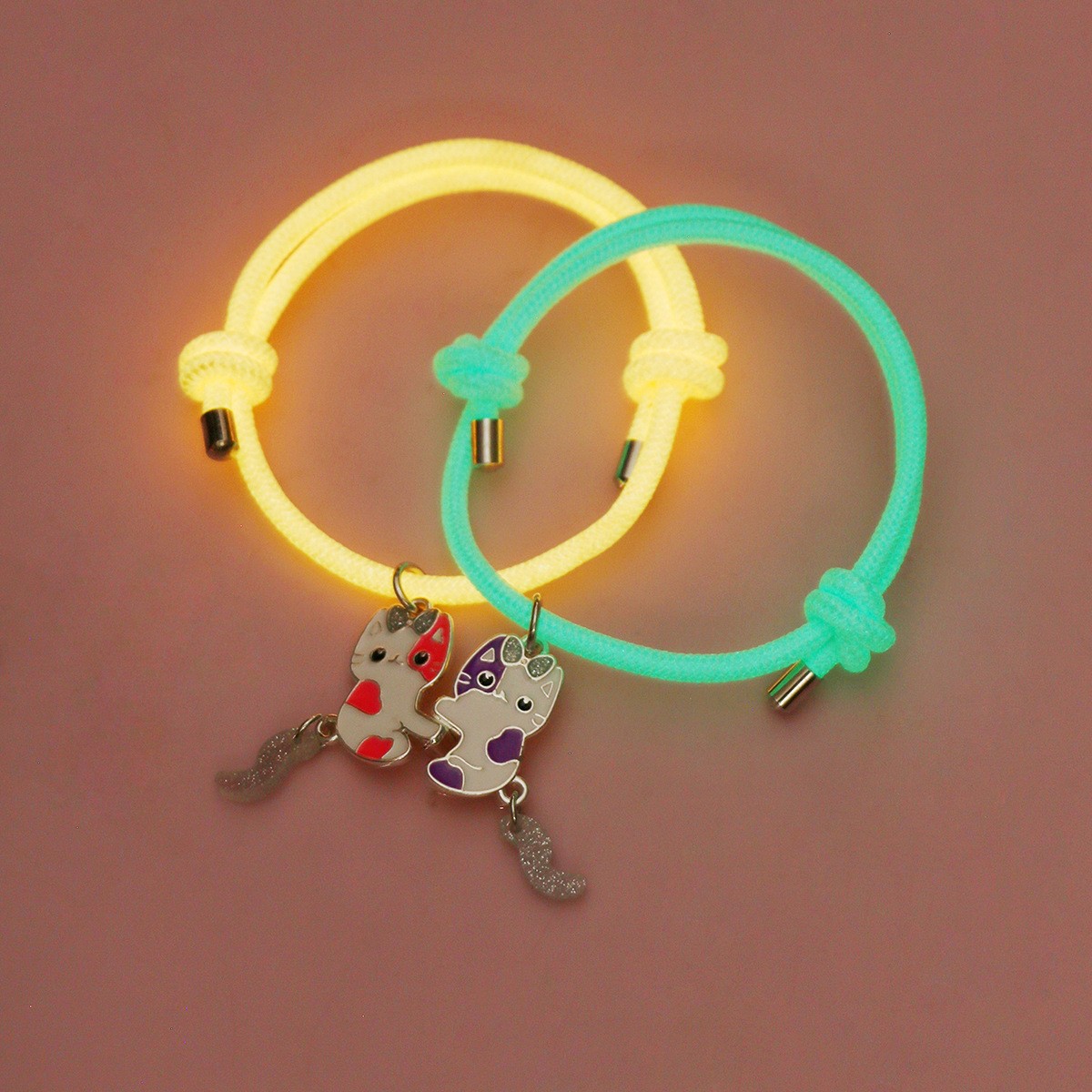 Cat Glow Bracelet Magnetic - image 1